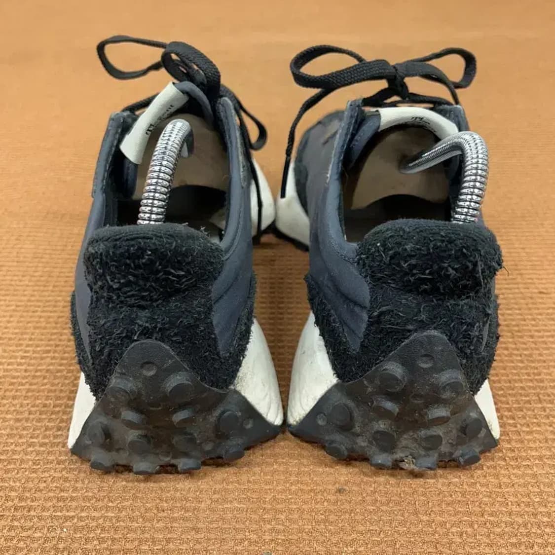 뉴발란스 327 스니커즈 운동화 240 G08770 상품이미지2