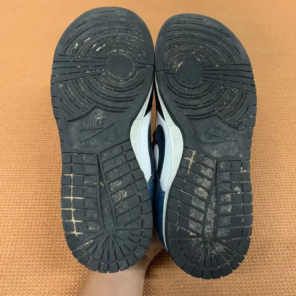 나이키 덩크 로우 레트로 서밋 화이트 블루 운동화 265 G08775 상품이미지4