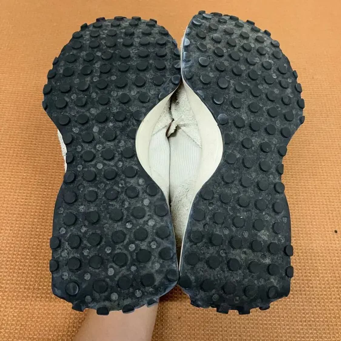 뉴발란스 327 스니커즈 운동화 275 G08783 상품이미지4