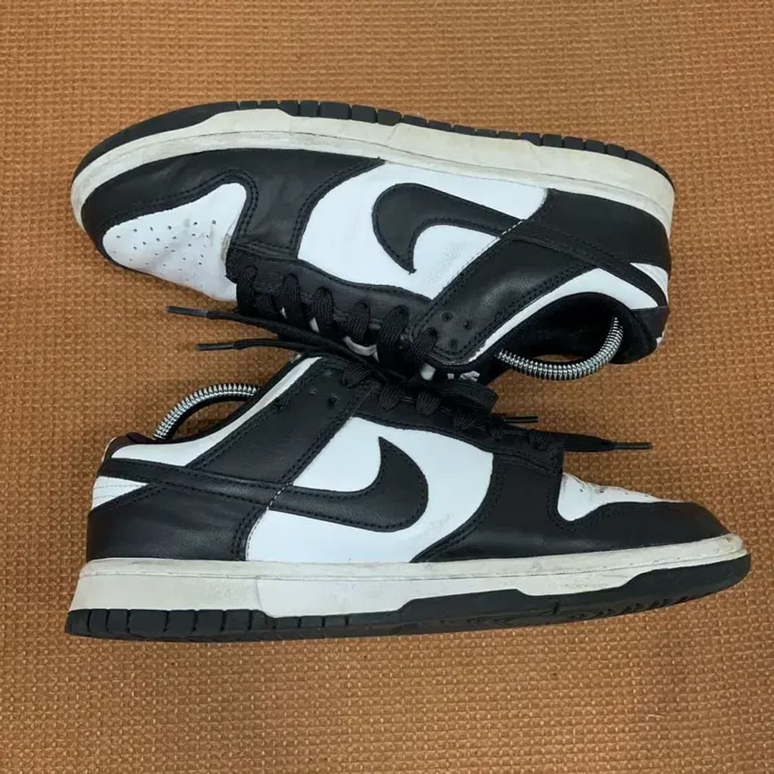 나이키 덩크 로우 레트로 범고래 스니커즈 운동화 255 G08784 상품이미지3