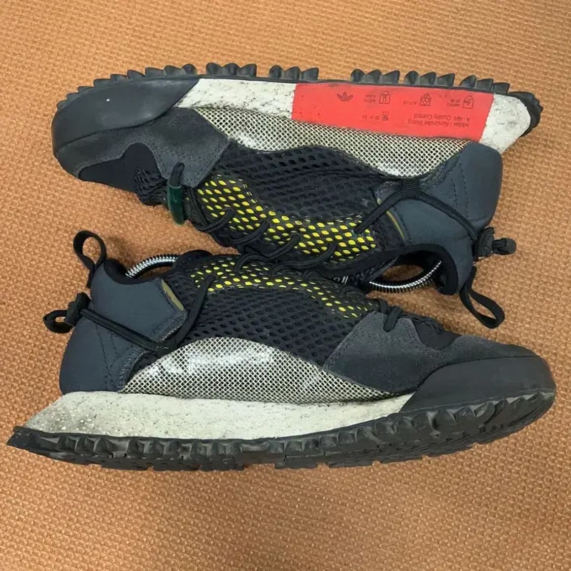 아디다스 X 알렉산더왕 리이슈 런 운동화 260 G08787 상품이미지3