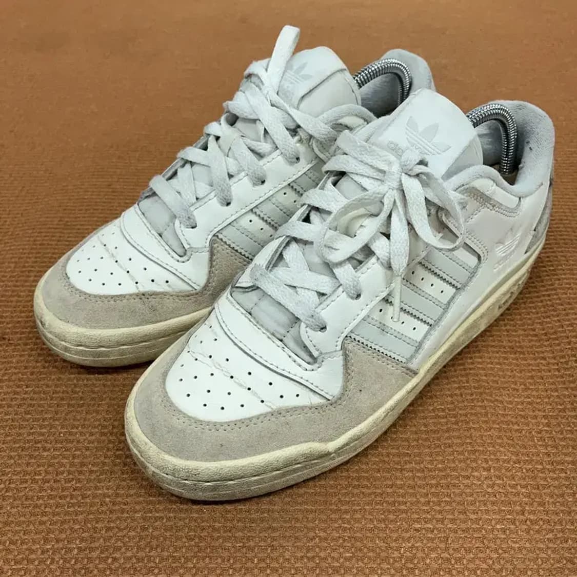 아디다스 포럼 84 로우 ADV 스니커즈 운동화 245 G08796 상품이미지1