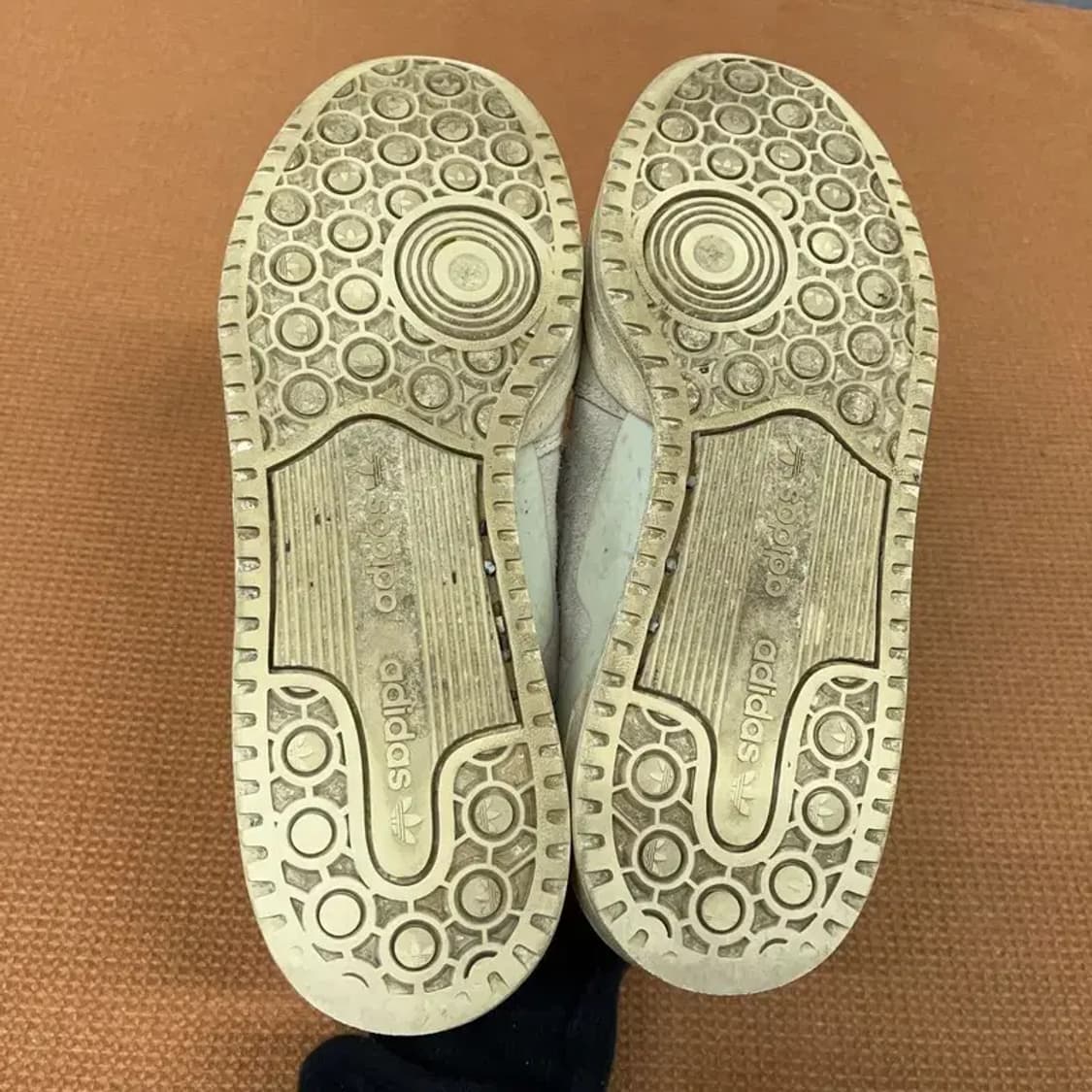 아디다스 포럼 84 로우 ADV 스니커즈 운동화 245 G08796 상품이미지4