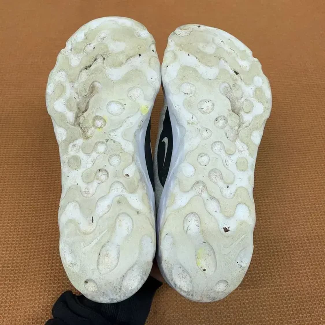 나이키 익스플로러 스트라다 스니커즈 운동화 275 G08799 상품이미지4