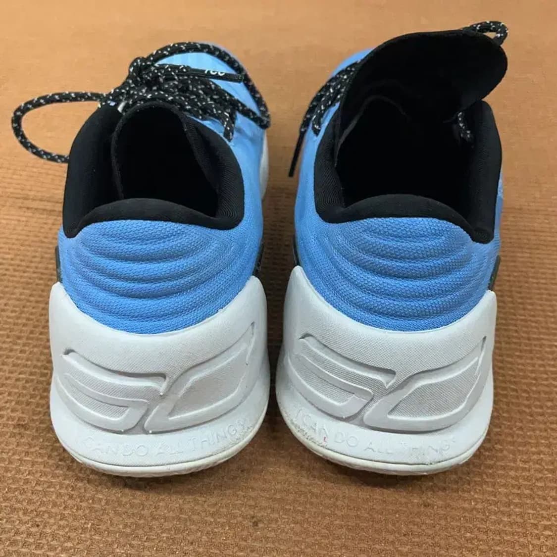 언더아머 커리 3 로우 농구화 운동화 UK8 G08810 상품이미지2