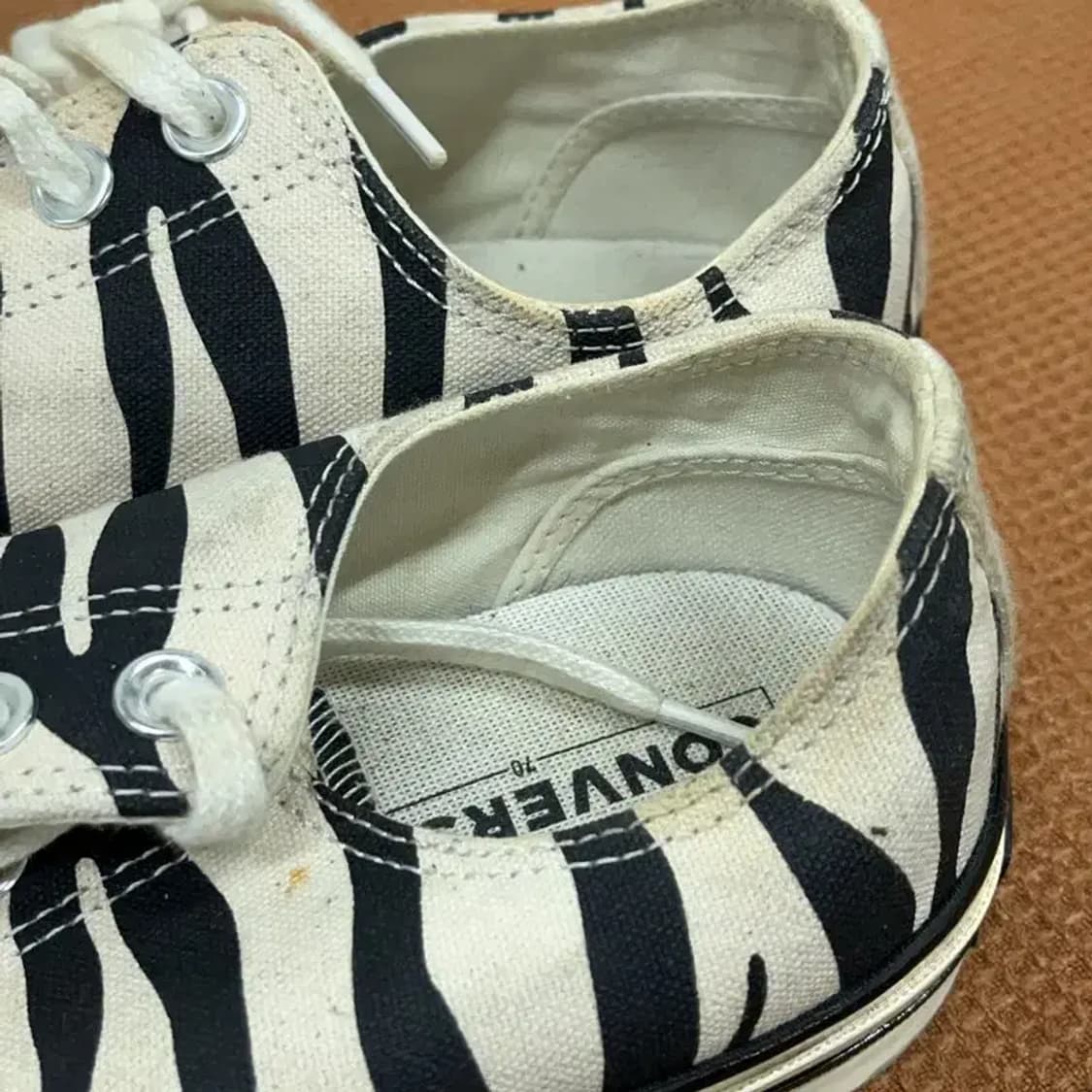 컨버스 척 70 아카이브 프린트 지브라 스니커즈 270 G08797 상품이미지6