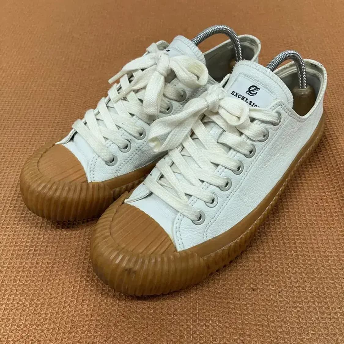 엑셀시오르 볼트 로우 스니커즈 운동화 270 G08825 상품이미지1