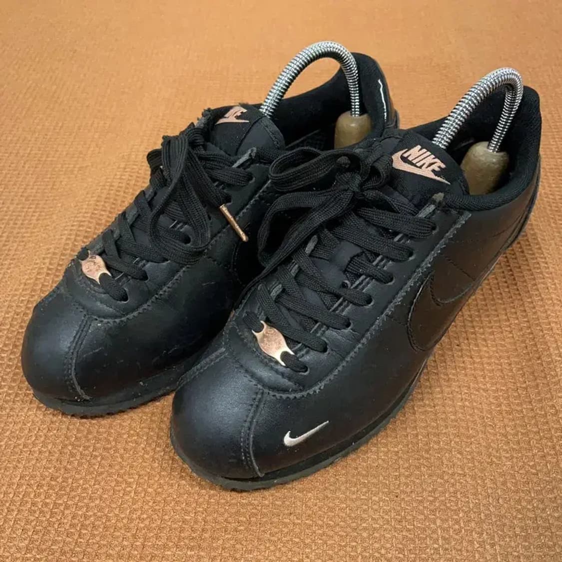 나이키 클래식 코르테즈 프리미엄 검핑 스니커즈 운동화 240 G08829 상품이미지1