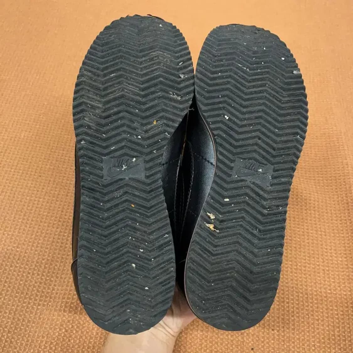 나이키 클래식 코르테즈 프리미엄 검핑 스니커즈 운동화 240 G08829 상품이미지4