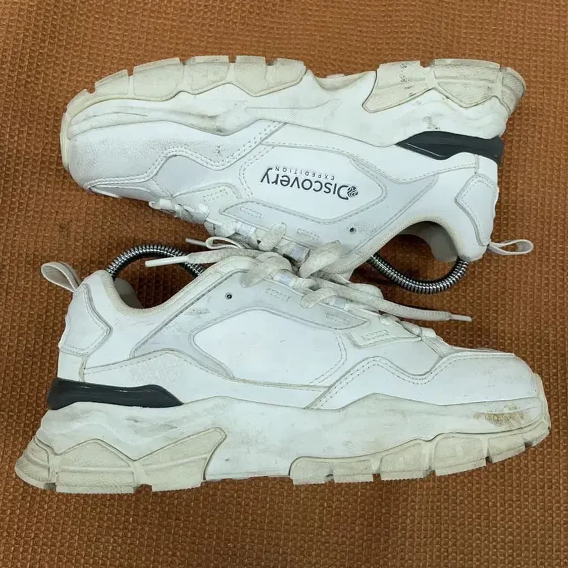 디스커버리 버킷 디워커 V2 스니커즈 운동화 235 G08843 상품이미지3