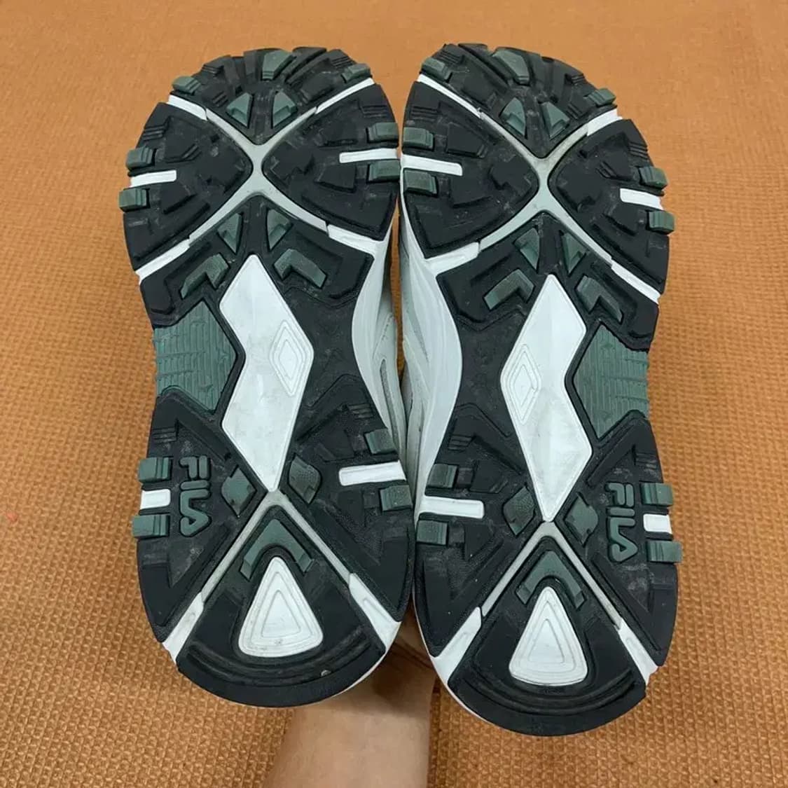 필라 트렉사 TR 스니커즈 운동화 270 G08846 상품이미지4