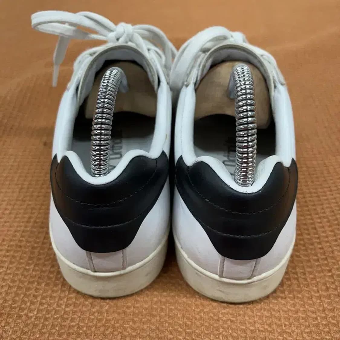 디스커버리 코트네오 4 스니커즈 운동화 240 G08851 상품이미지2