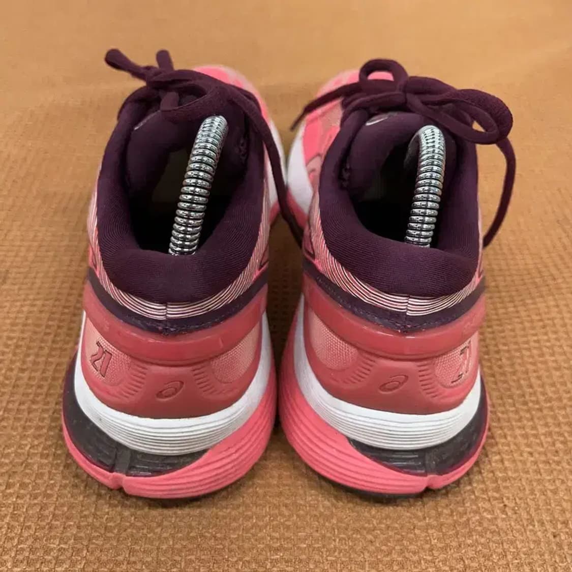 아식스 젤 님버스 21 런닝화 운동화 245 G08854 상품이미지2