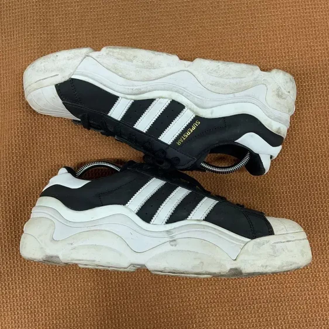 아디다스 슈퍼스타 밀렌콘 스니커즈 운동화 270 G08880 상품이미지3