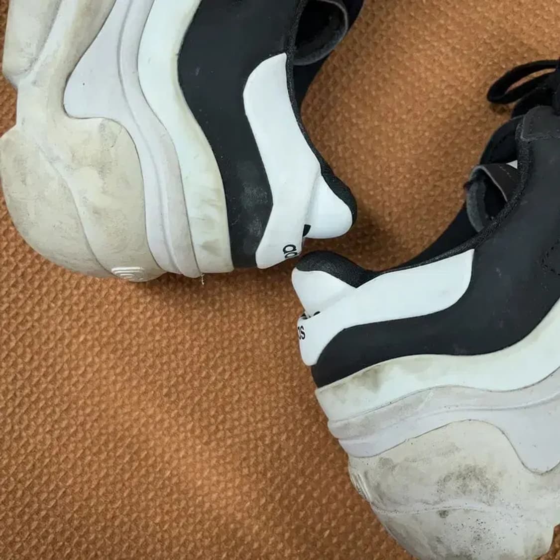 아디다스 슈퍼스타 밀렌콘 스니커즈 운동화 270 G08880 상품이미지6