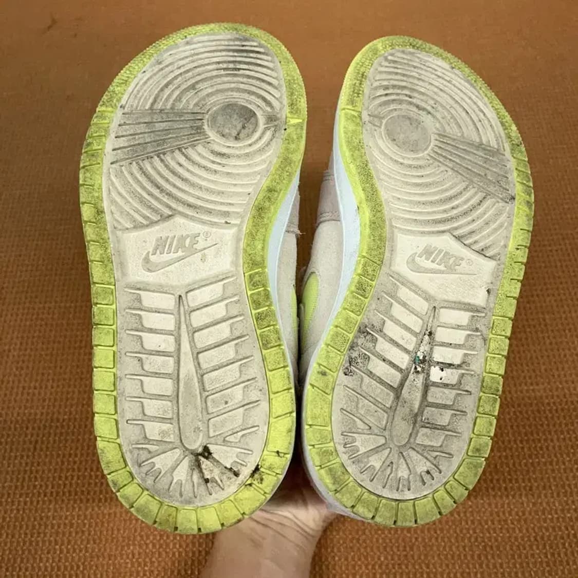 나이키 에어 조던 1 줌 에어 컴포트 스니커즈 운동화 230 G08892 상품이미지4