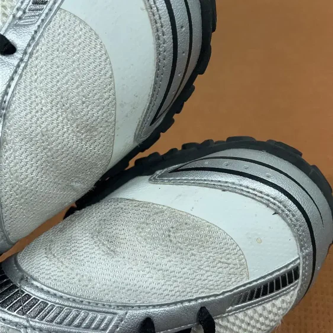 필라 에샤페 MS v2 스니커즈 280 G08901 상품이미지6