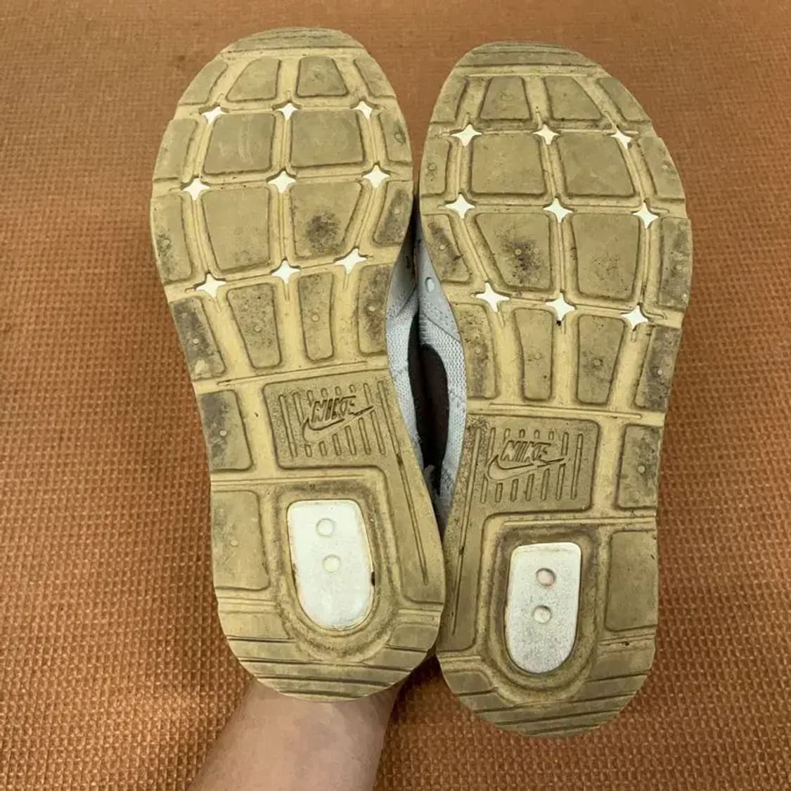 나이키 벤처 러너 스니커즈 운동화 240 G08906 상품이미지4