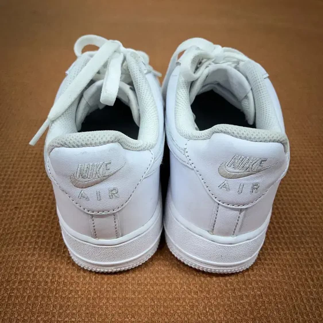 나이키 에어포스 1 07 화이트 스니커즈 운동화 245 G08940 상품이미지2