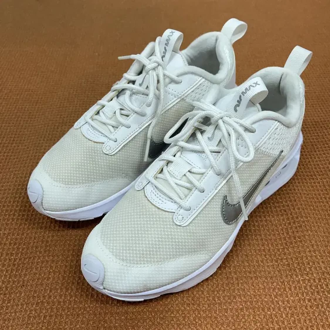 나이키 에어맥스 인터락 라이트 운동화 런닝화 235 G08972 상품이미지1