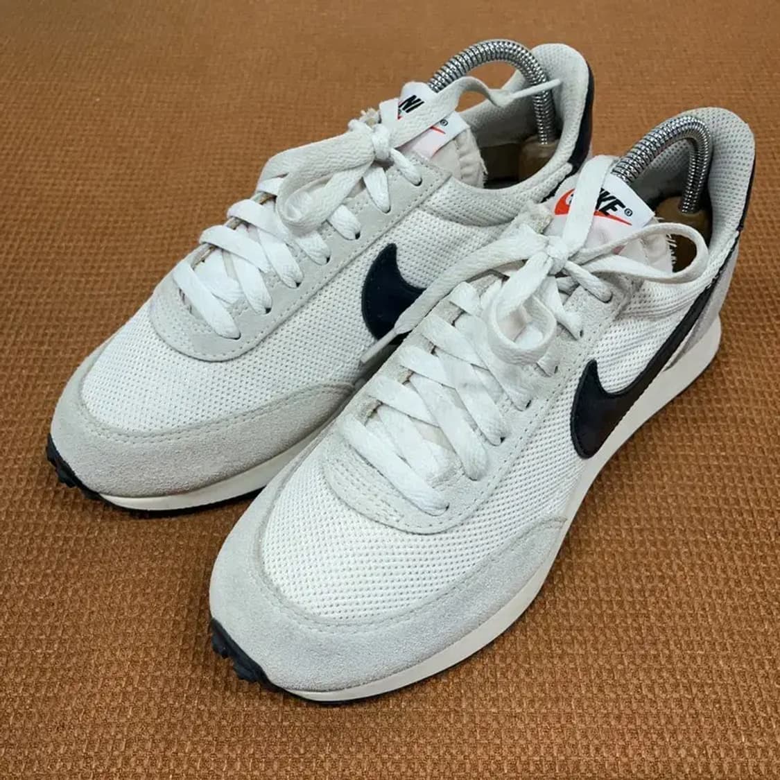 나이키 에어 테일윈드 79 팬텀 화이트 스니커즈 235 G08980 상품이미지1