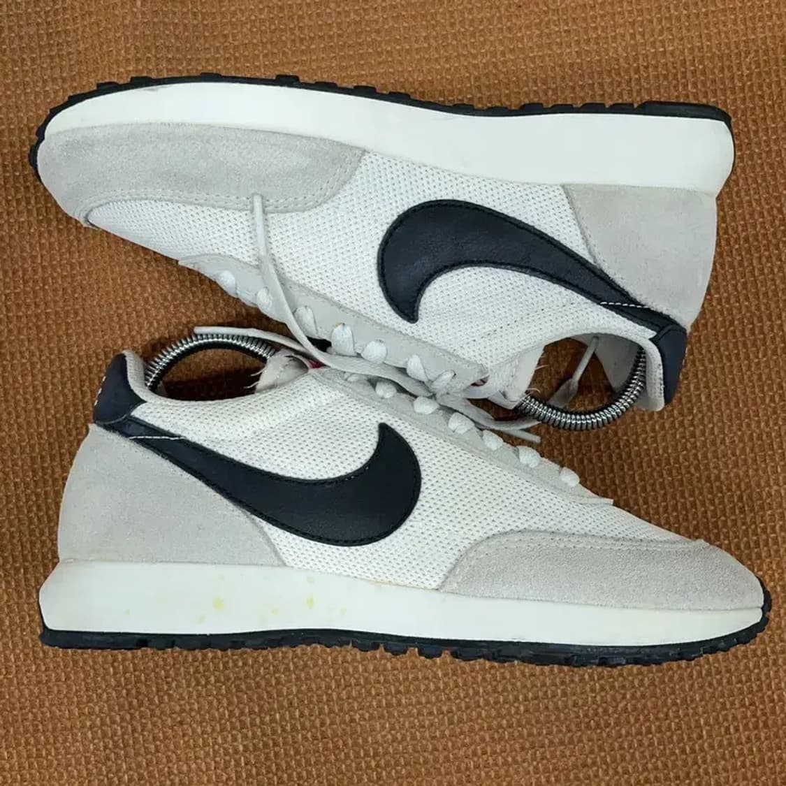 나이키 에어 테일윈드 79 팬텀 화이트 스니커즈 235 G08980 상품이미지3