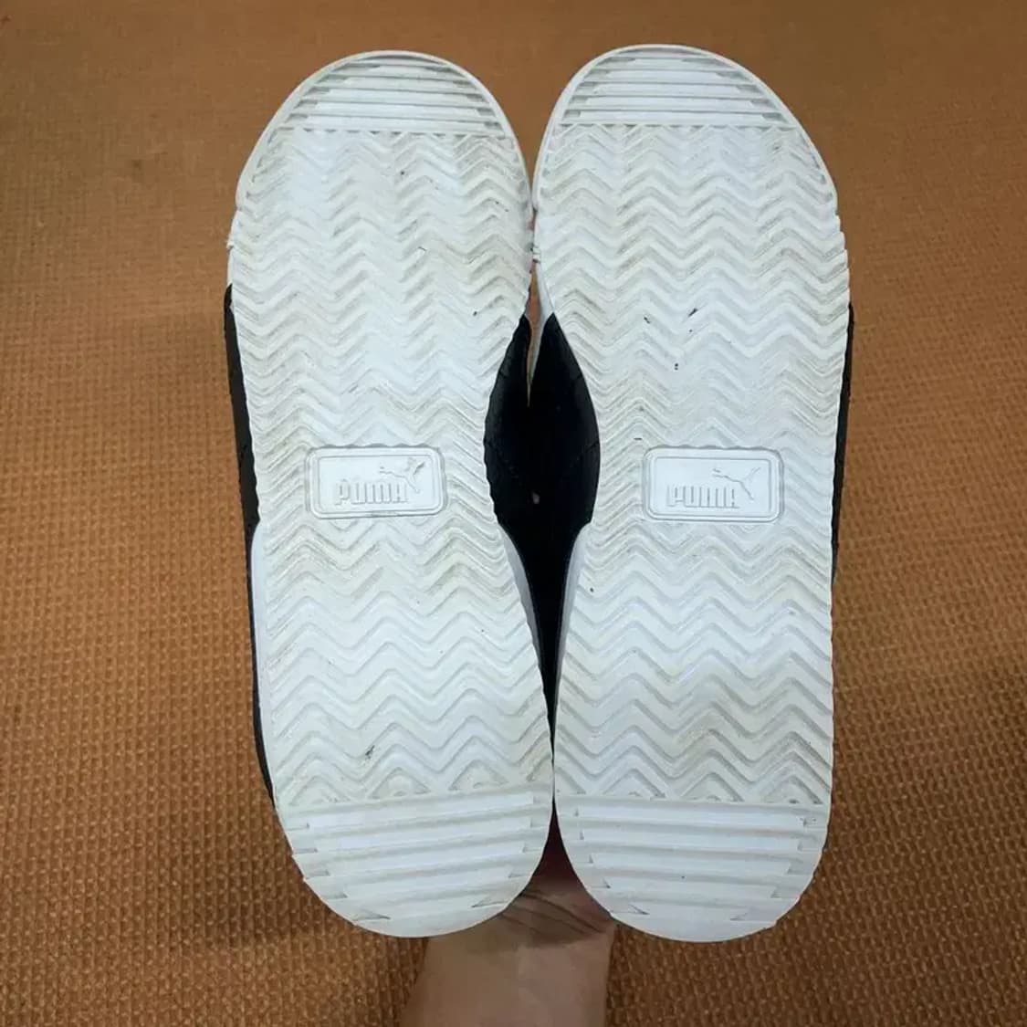 푸마 투리노 화이트 스니커즈 신발 245 G08985 상품이미지4