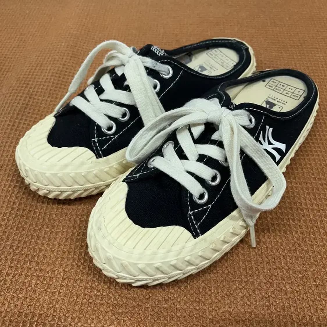 MLB 뉴욕양키스 오리진 뮬 신발 230 G08989 상품이미지1