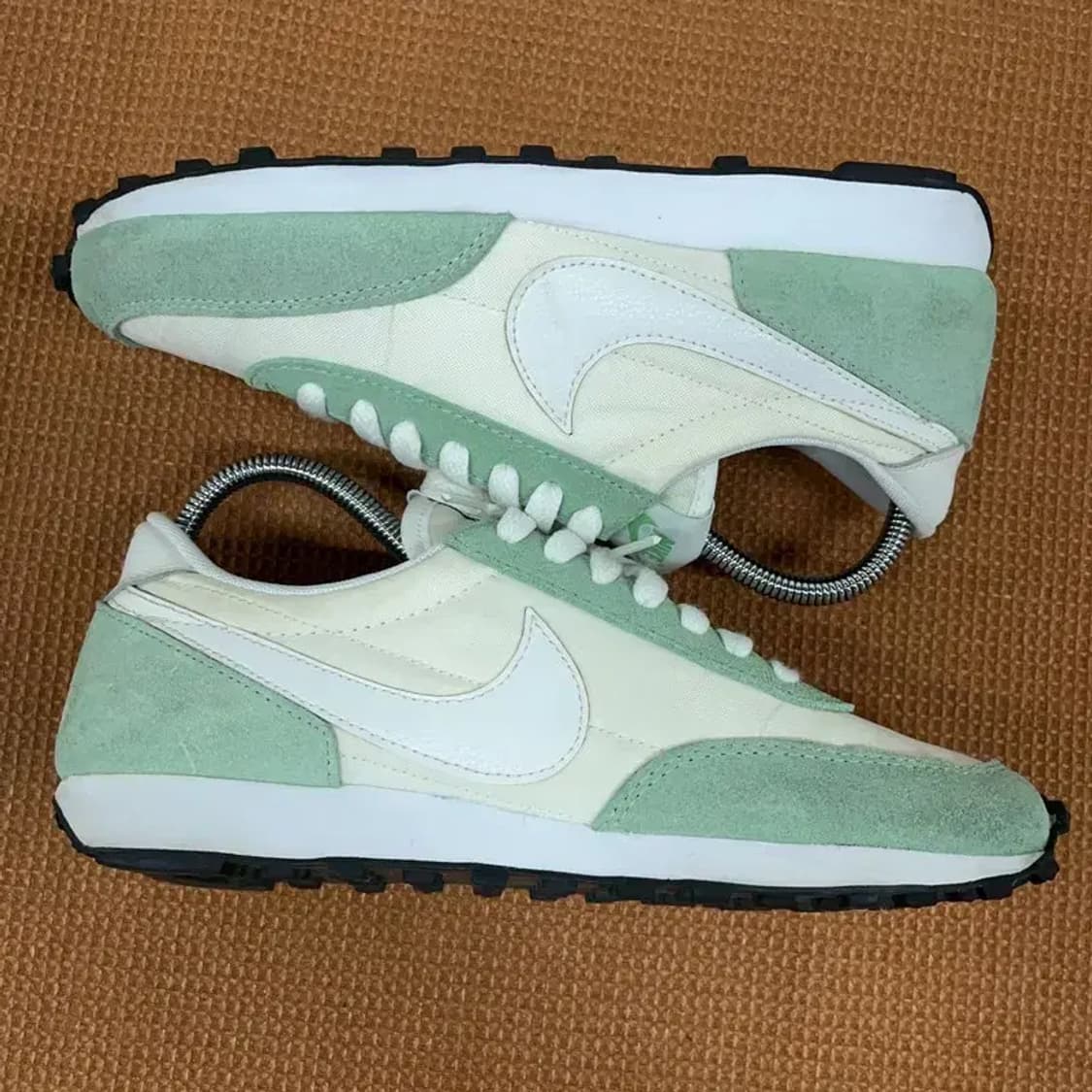 나이키 데이브레이크 에나멜 그린 스니커즈 235 G08990 상품이미지3