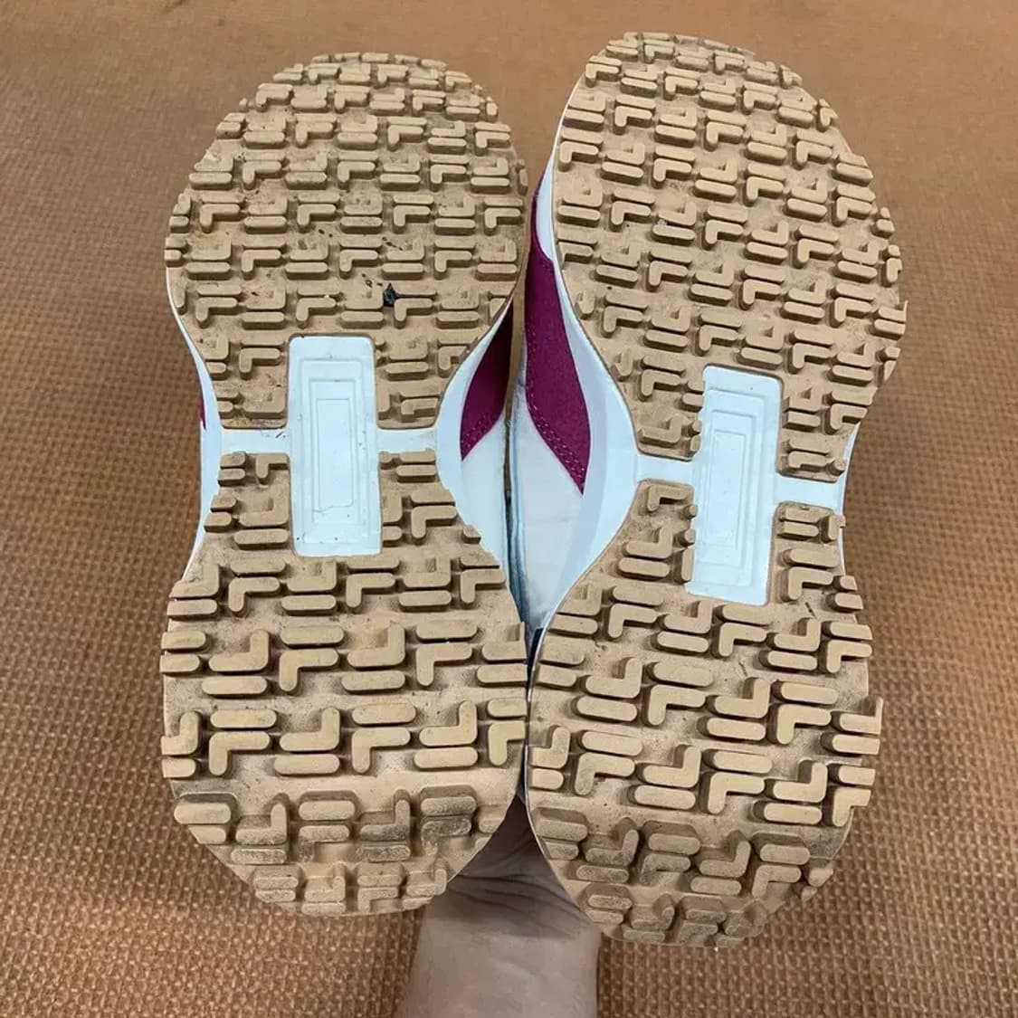 필라 자가토 v2 스니커즈 운동화 230 G08992 상품이미지4