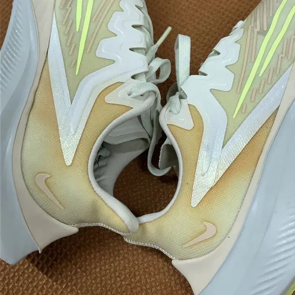 나이키 줌 그래비티 2 런닝화 운동화 230 G08995 상품이미지6