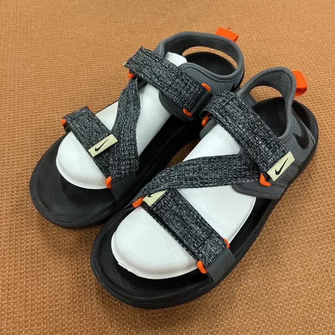 나이키 비스타 샌들 260 G06749 상품이미지1