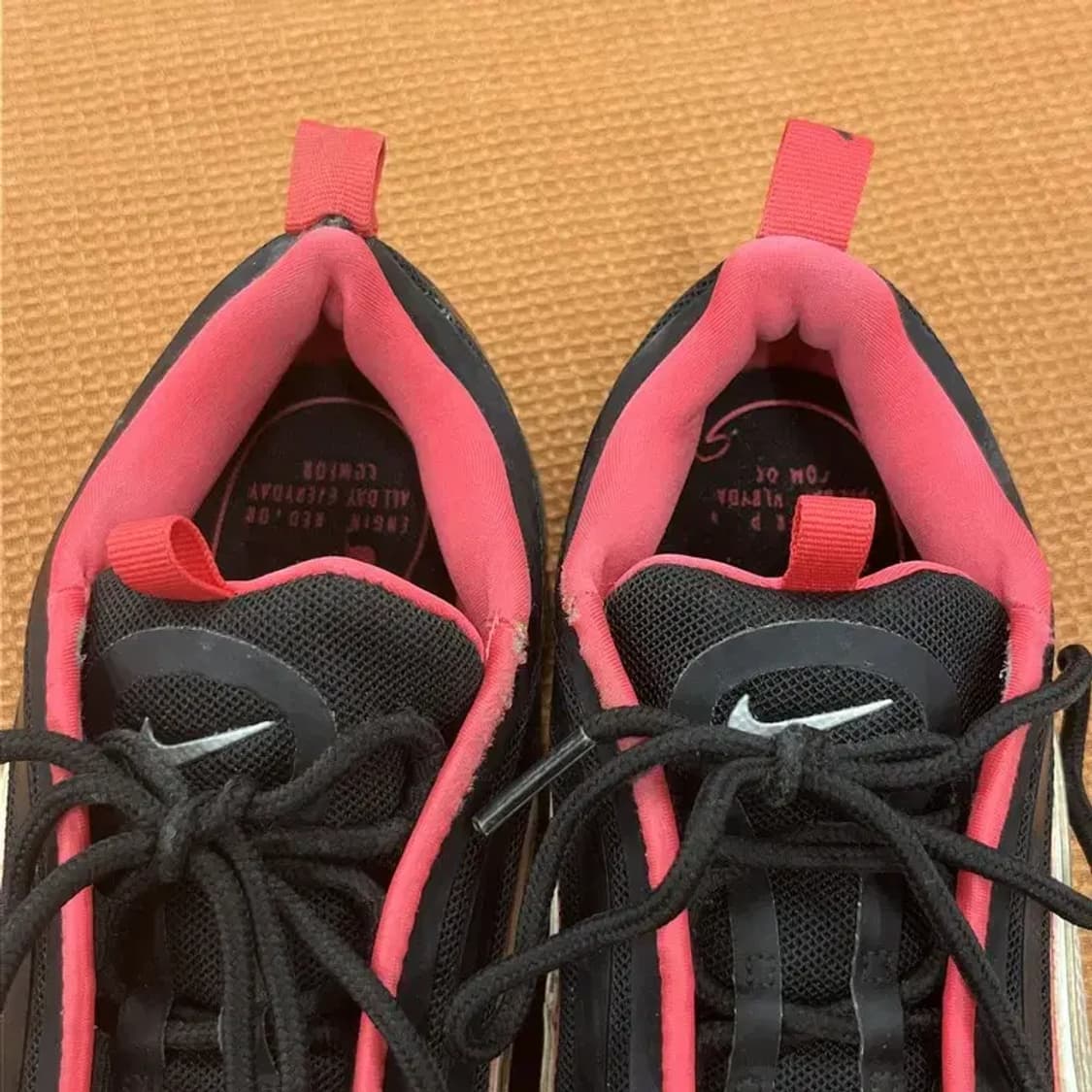 나이키 에어맥스 97 울트라 SE 스니커즈 운동화 230 G06678 상품이미지6