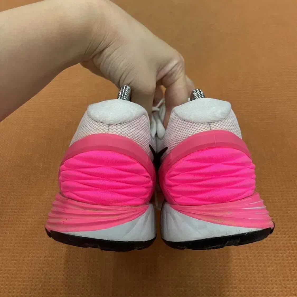 나이키 루나글라이드 6 런닝화 운동화 240 G06680 상품이미지2