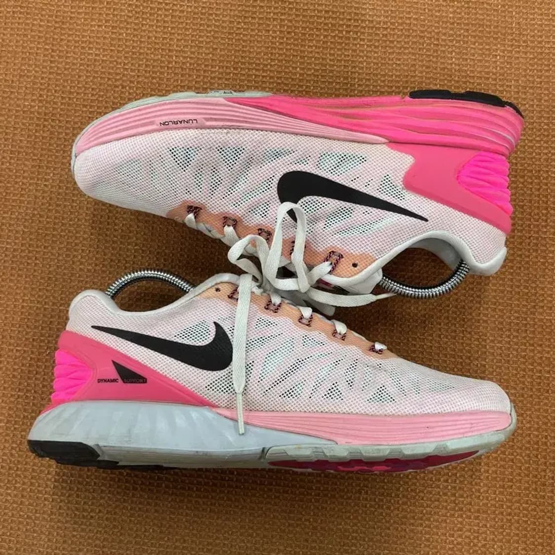 나이키 루나글라이드 6 런닝화 운동화 240 G06680 상품이미지3