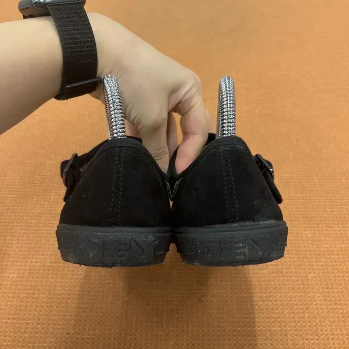 질스튜어트 블랙 메리제인 슈즈 230 G06750 상품이미지2