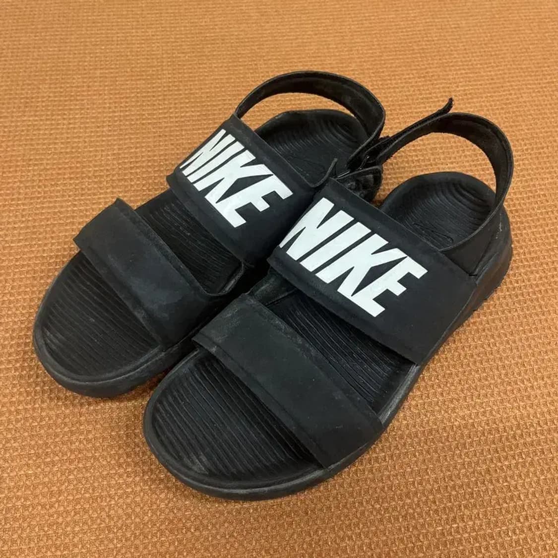 나이키 탄준 샌들 240 G06839 상품이미지1