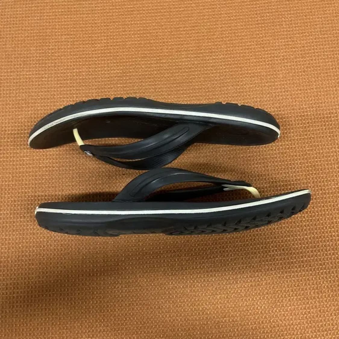 크록스 쪼리 슬리퍼 M8 G06842 상품이미지3