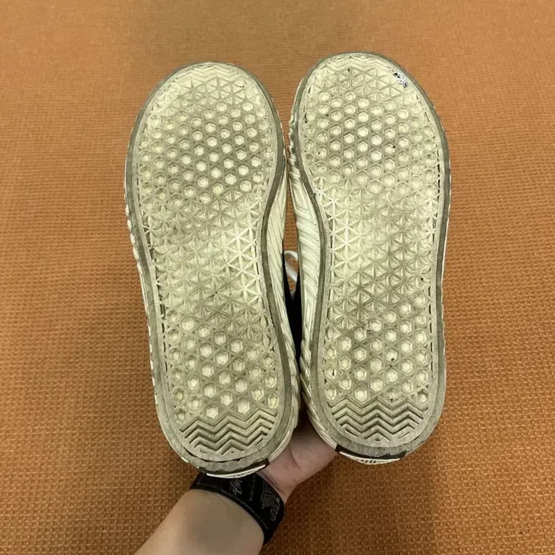 엄브로 더비스타 하이 스니커즈 운동화 230 G06763 상품이미지4