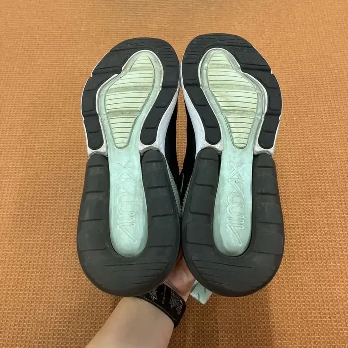 나이키 에어맥스 270 운동화 230 G06764 상품이미지4