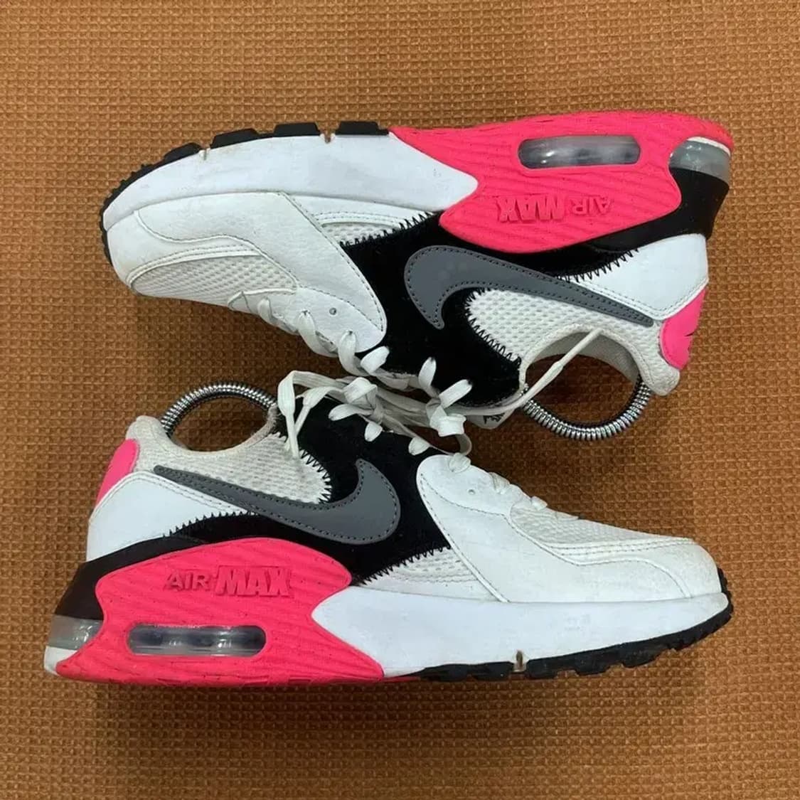 나이키 에어맥스 엑시 스니커즈 운동화 235 G06783 상품이미지3