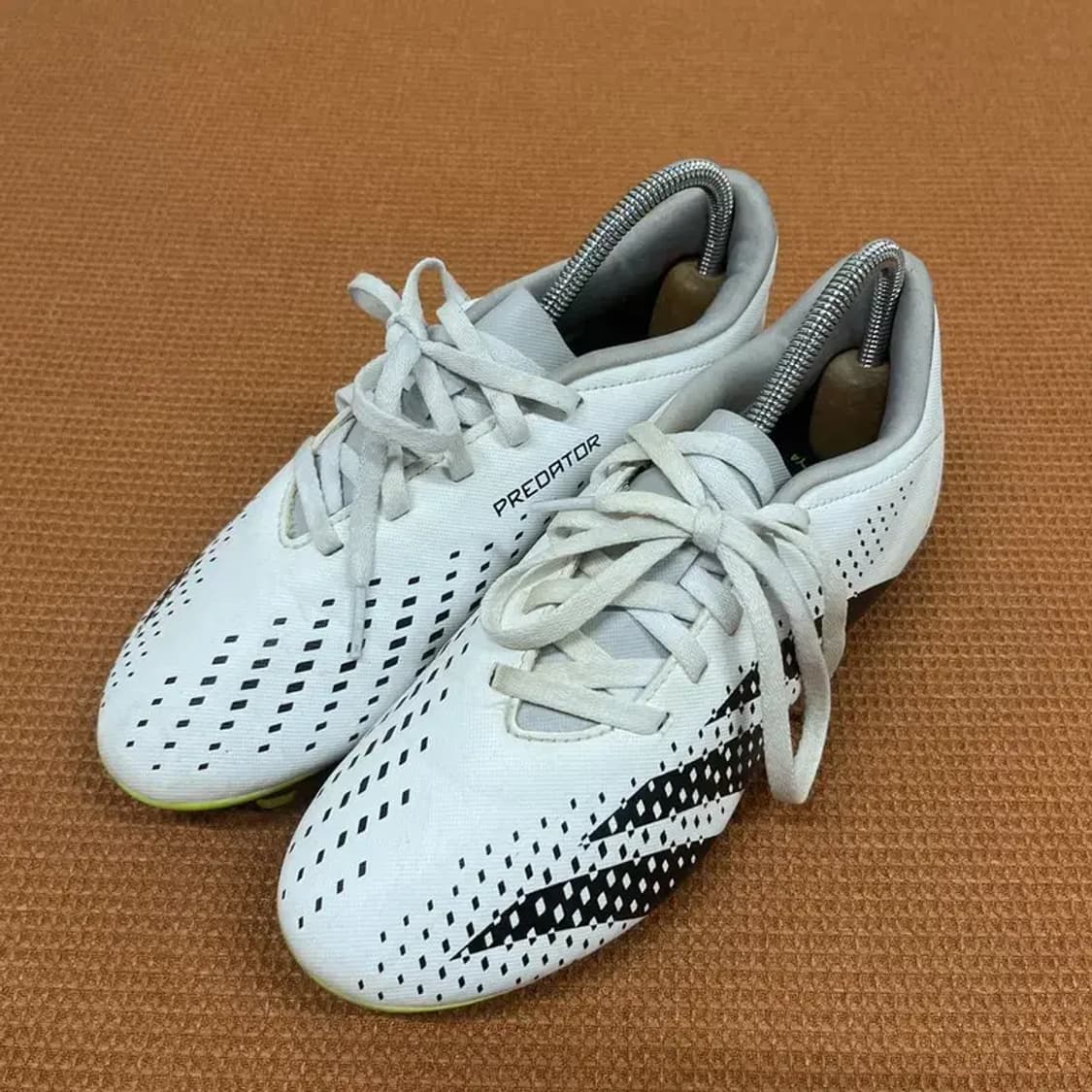 아디다스 프레데터 애큐러시.4 FG 축구화 운동화 245 G06833 상품이미지1
