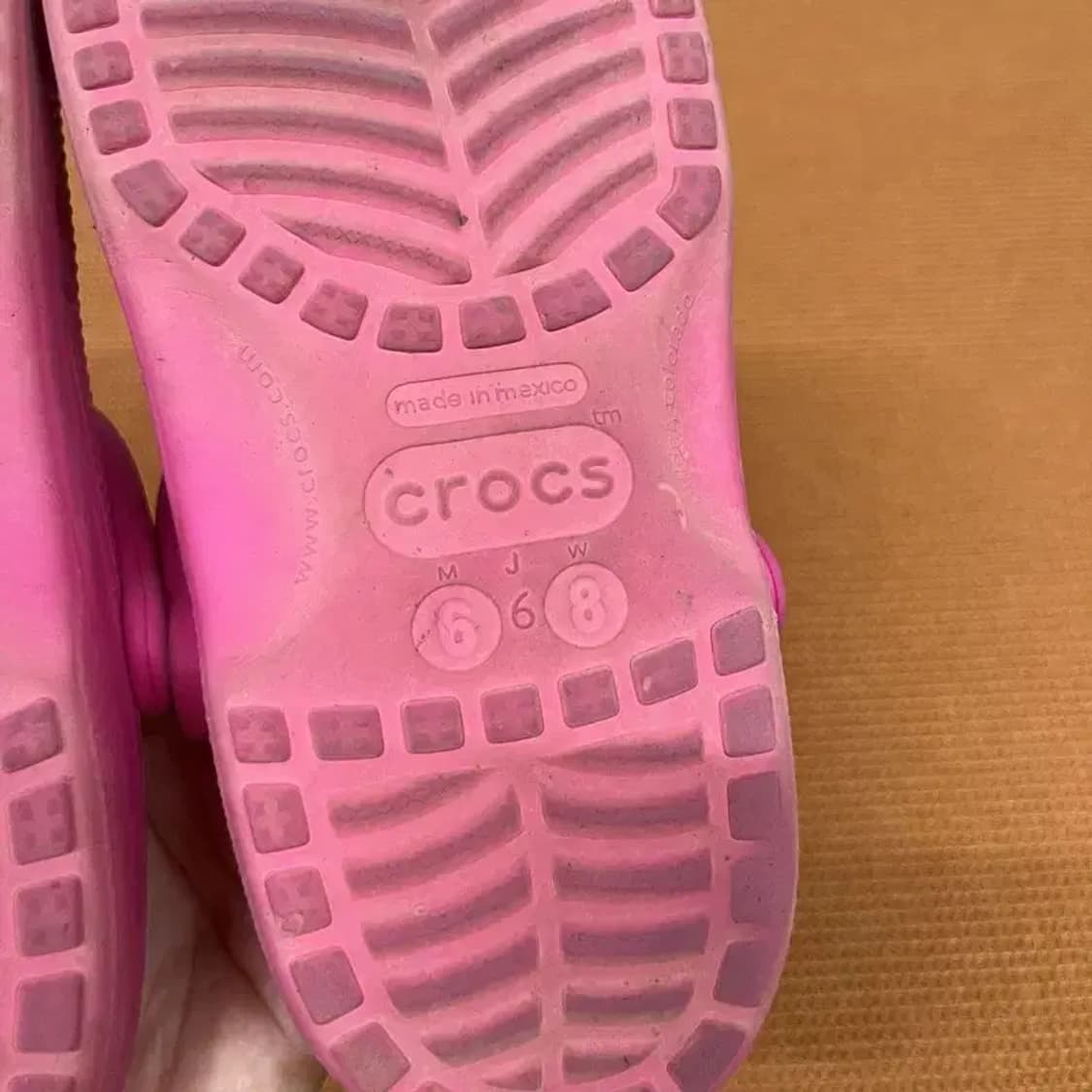 크록스 클래식 슬리퍼 샌들 W8 G06897 상품이미지5