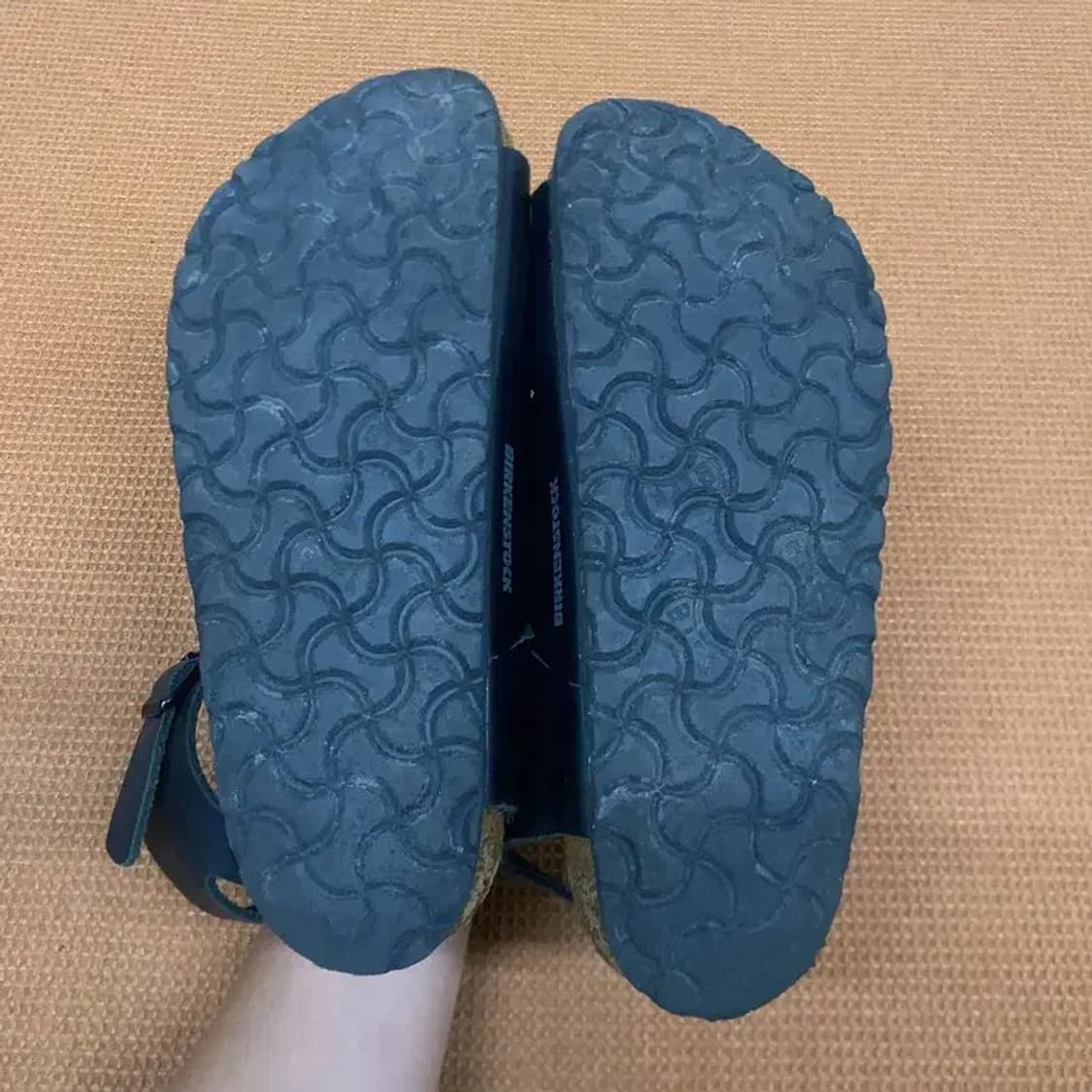 버켄스탁 아테네 샌들 240 G06932 상품이미지4