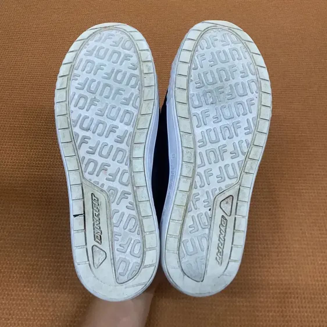 다이나핏 팬코 레터링 스니커즈 운동화 240 G06930 상품이미지4