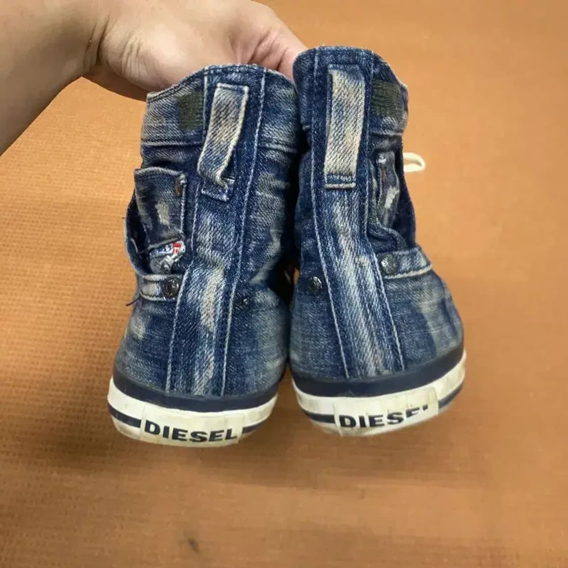 디젤 더티워싱 데님 하이탑 스니커즈 운동화 43 G06959 상품이미지2