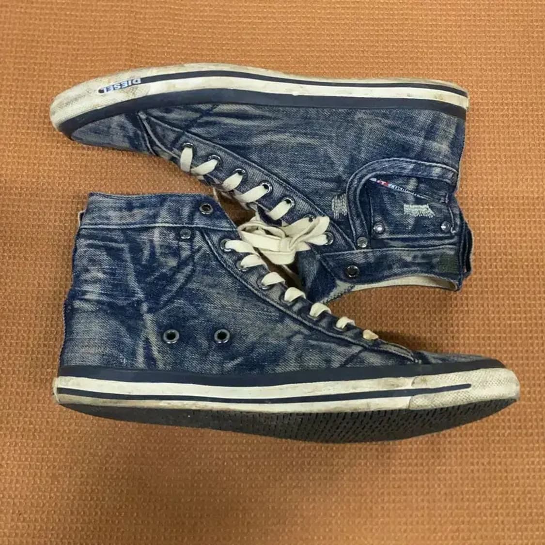디젤 더티워싱 데님 하이탑 스니커즈 운동화 43 G06959 상품이미지3
