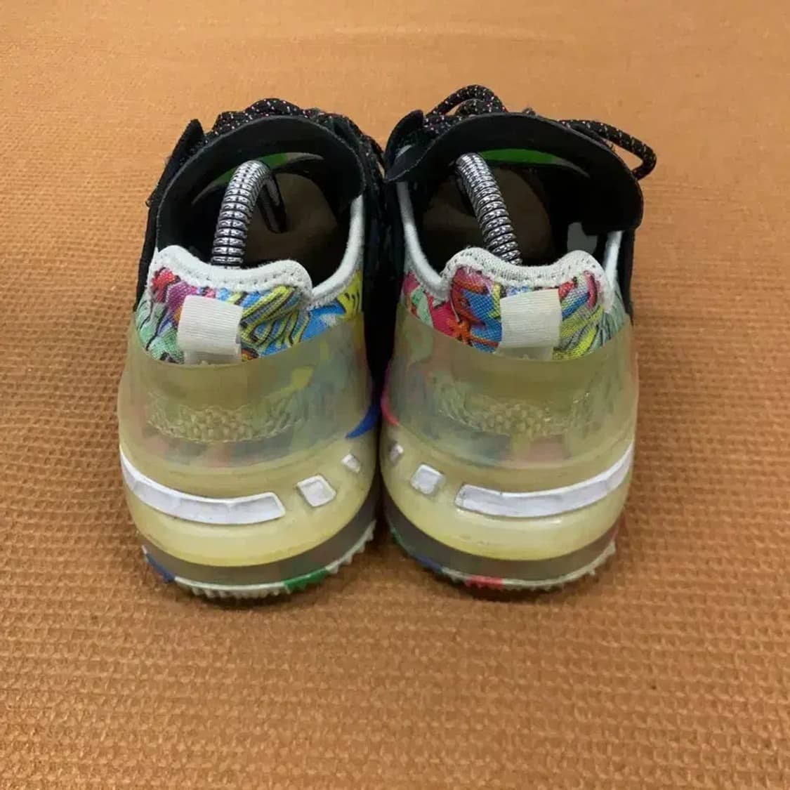 나이키 르브론 18 스니커즈 운동화 230 G06970 상품이미지2