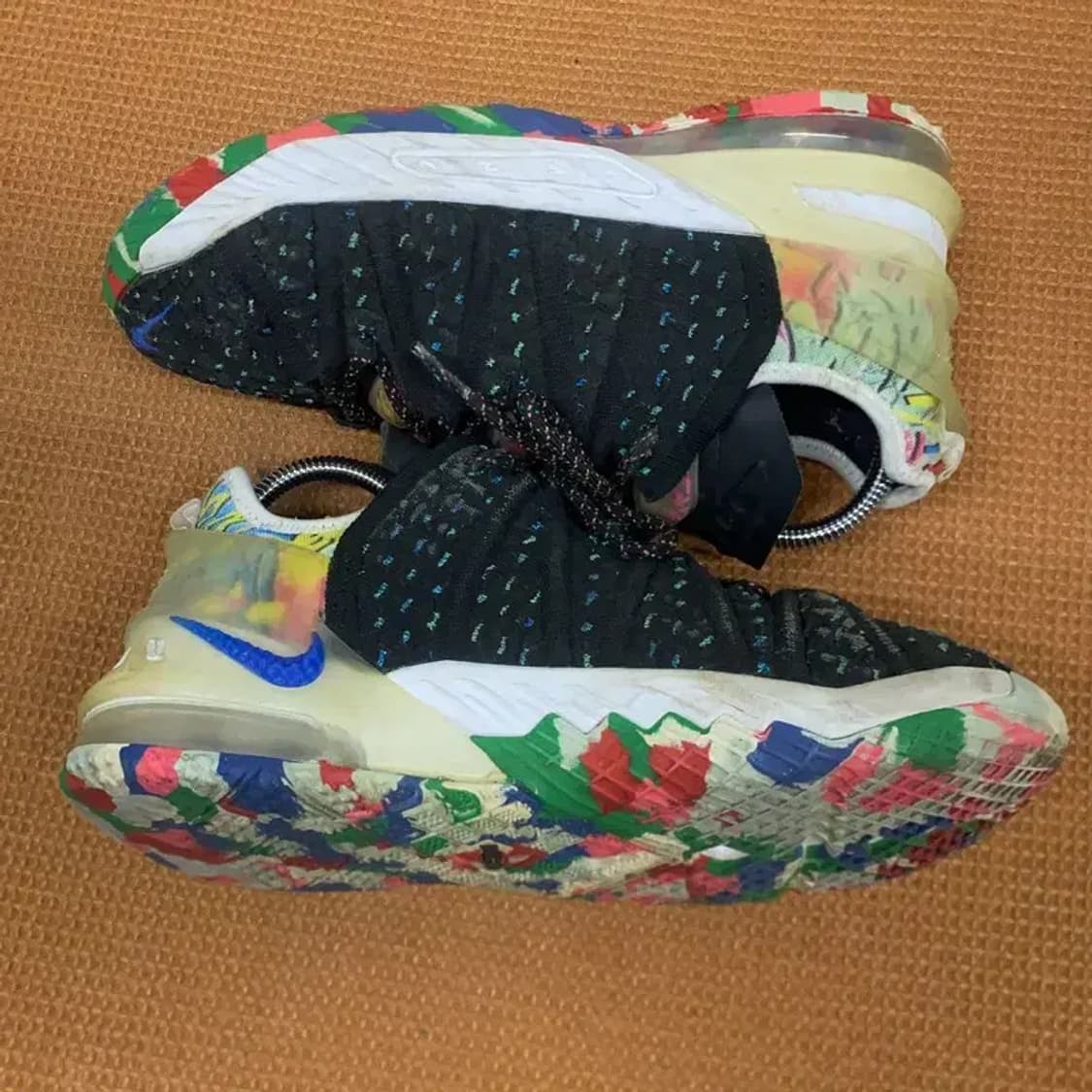 나이키 르브론 18 스니커즈 운동화 230 G06970 상품이미지3