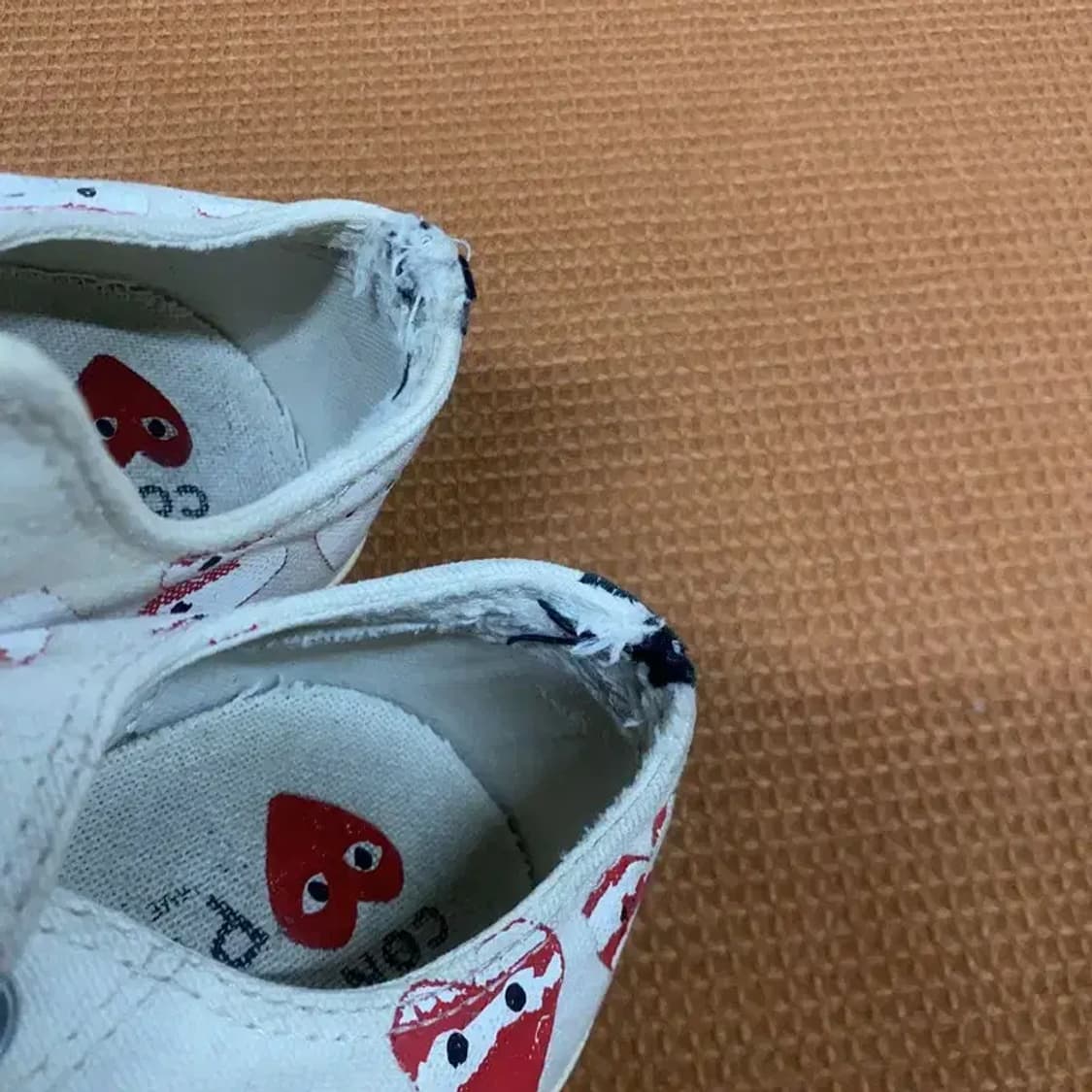 꼼데가르송 컨버스 척 70 멀티하트 로우 스니커즈 240 G06928 상품이미지6